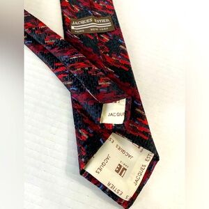 Jacques Estier Paris New York Short Textured Tie 55”